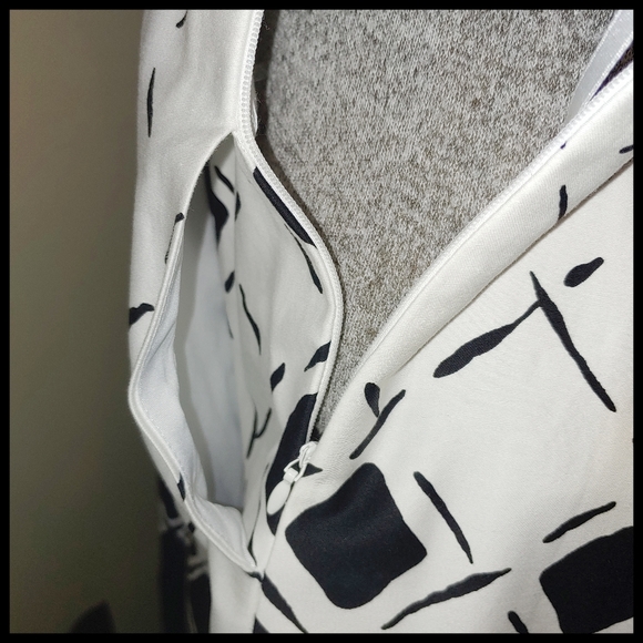 Nine West Princess Cut Black And White Geometric Print Dress - Picture 4 of 6
